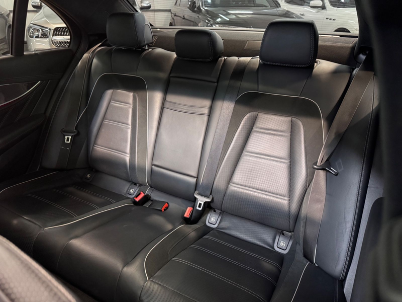 Mercedes-Benz E 63 AMG E 63S 4M+ KRMK*2CRBN*PANO*BRMST*DRVRS*BEAM*VOLL! — photo 10