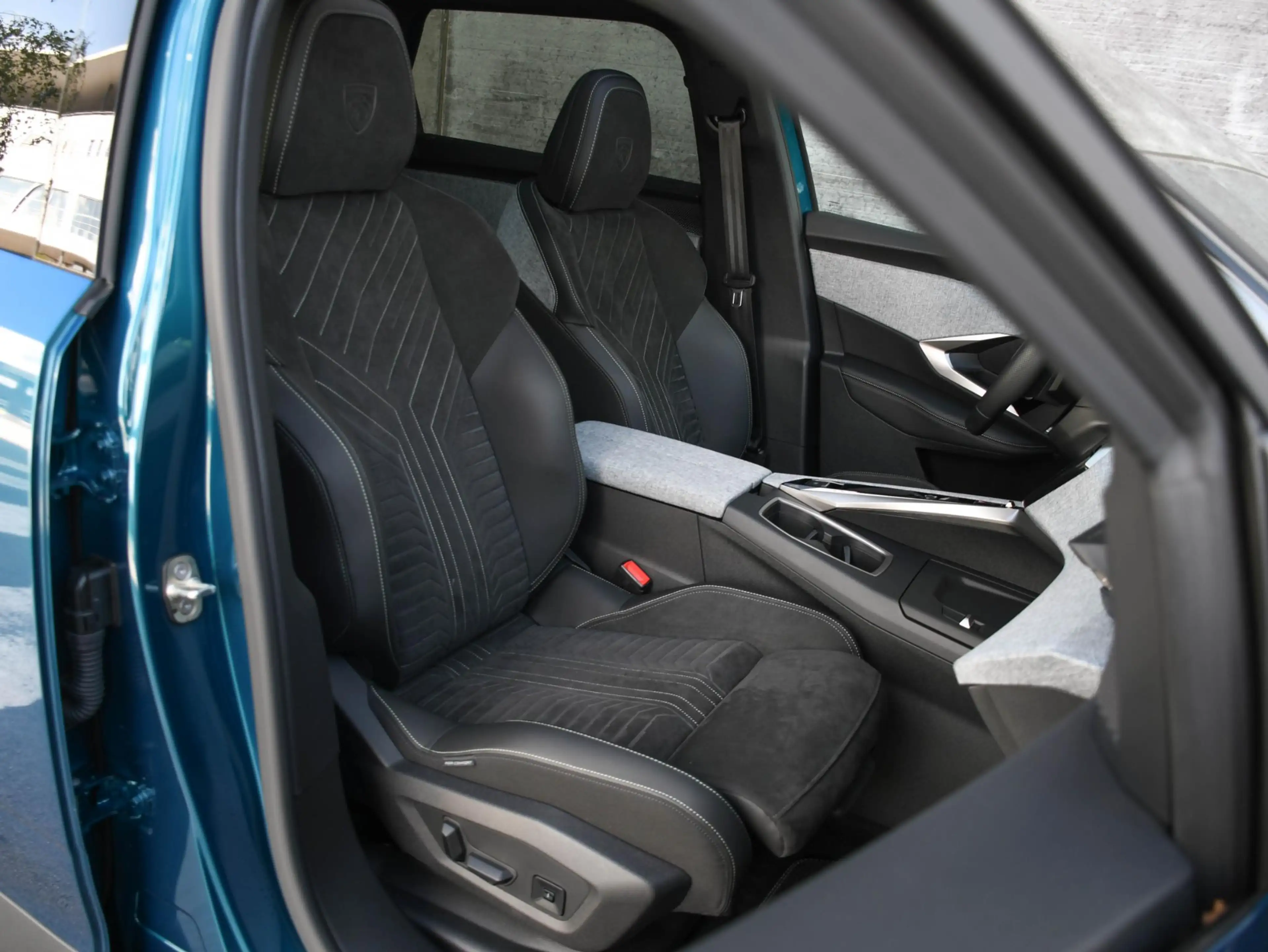 Peugeot 5008 GT 1.6 Plug-in Hybrid 195pk Automaat 7-Persoons PA — photo 10