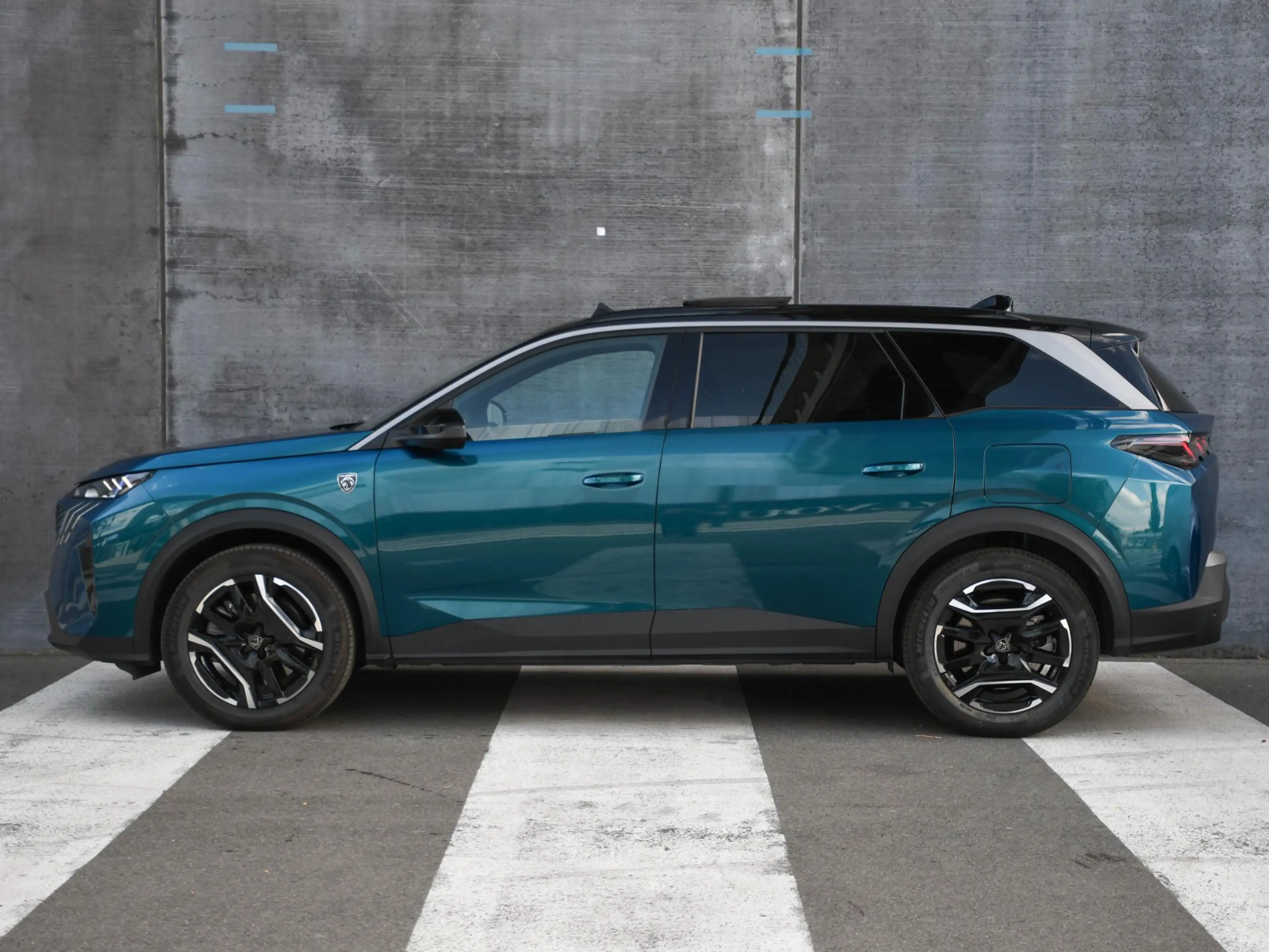 Peugeot 5008 GT 1.6 Plug-in Hybrid 195pk Automaat 7-Persoons PA — photo 3