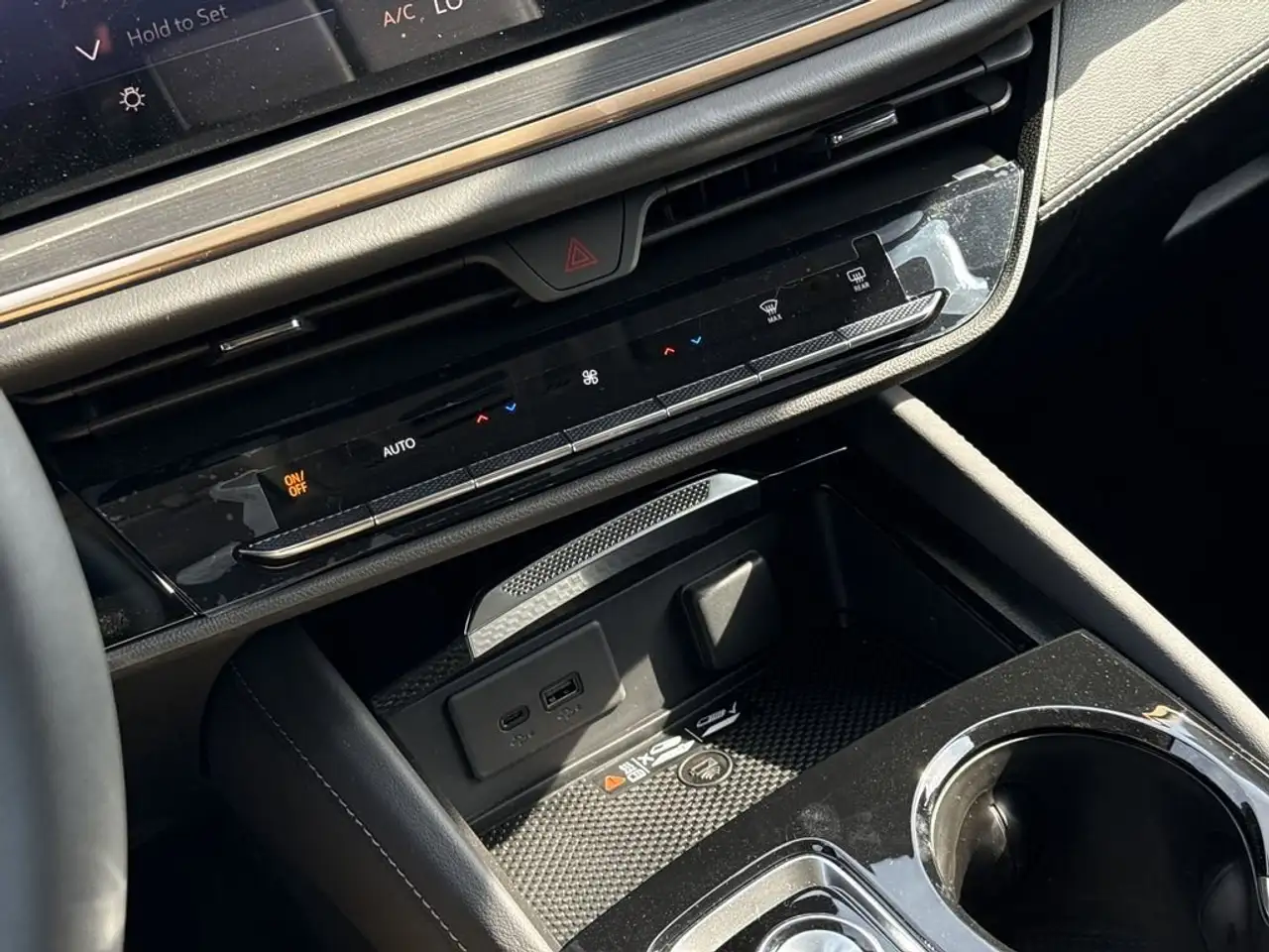 Buick Envision снимка Buick Envision