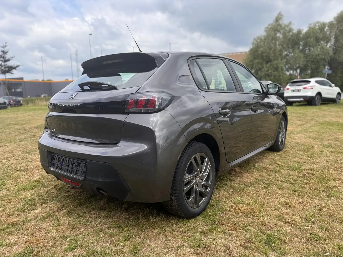 Peugeot 208 208 75 Active | Navi | Carplay | CarPass | Gris - 2