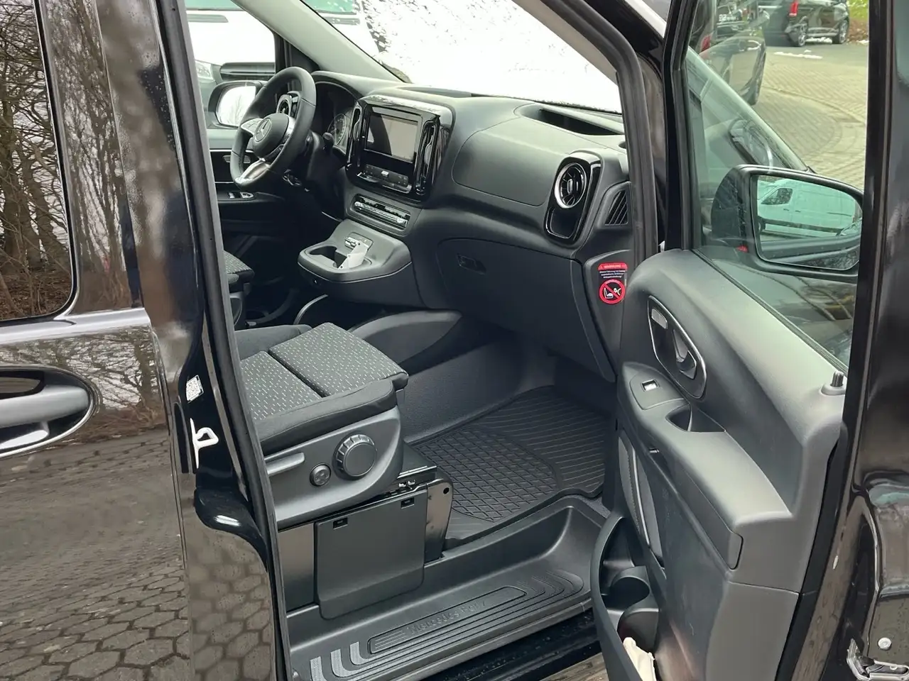 Mercedes-Benz Vito 119 CDI Mixto 4x4 lang Distr. Standhzg 360° 13