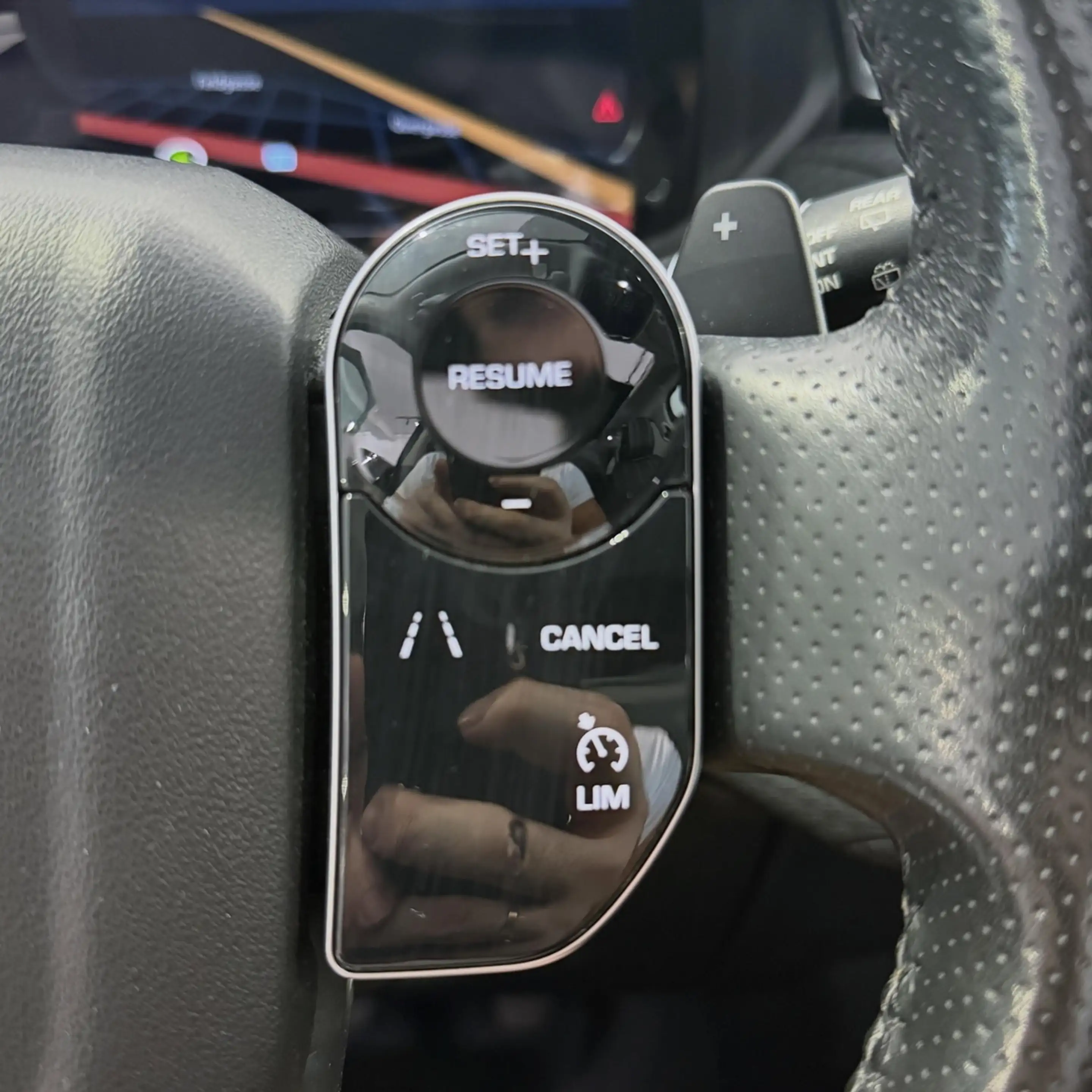 Land Rover Range Rover Velar Range Rover Velar D240 Allrad Aut. — photo 14