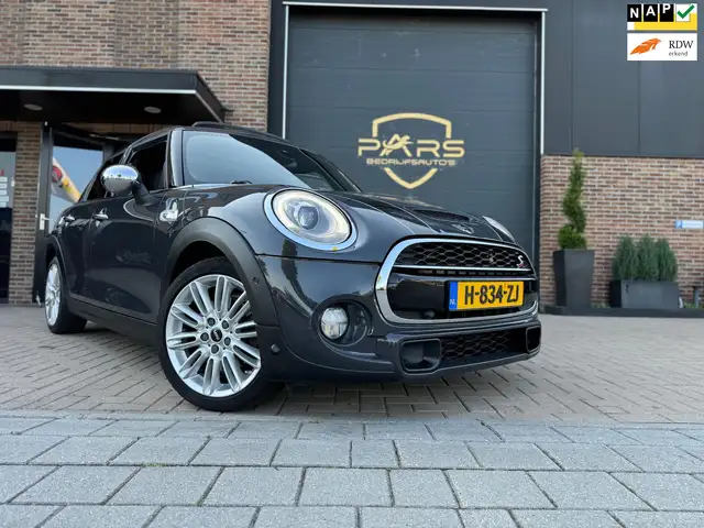 MINI Cooper S Mini 2.0 Chili Serious Business 192PK Automaat Pan