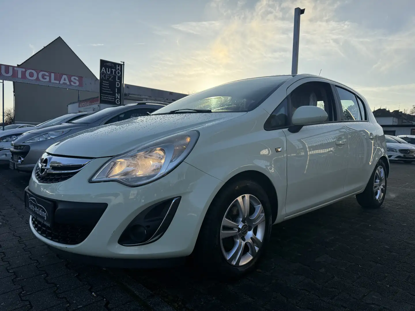 Opel Corsa Diesel 5-Türer 1.3 CDTI DPF ecoFLEX Edition Beige - 1