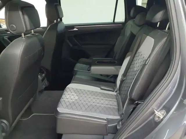 Volkswagen Tiguan view 14