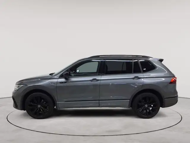 Volkswagen Tiguan view 6