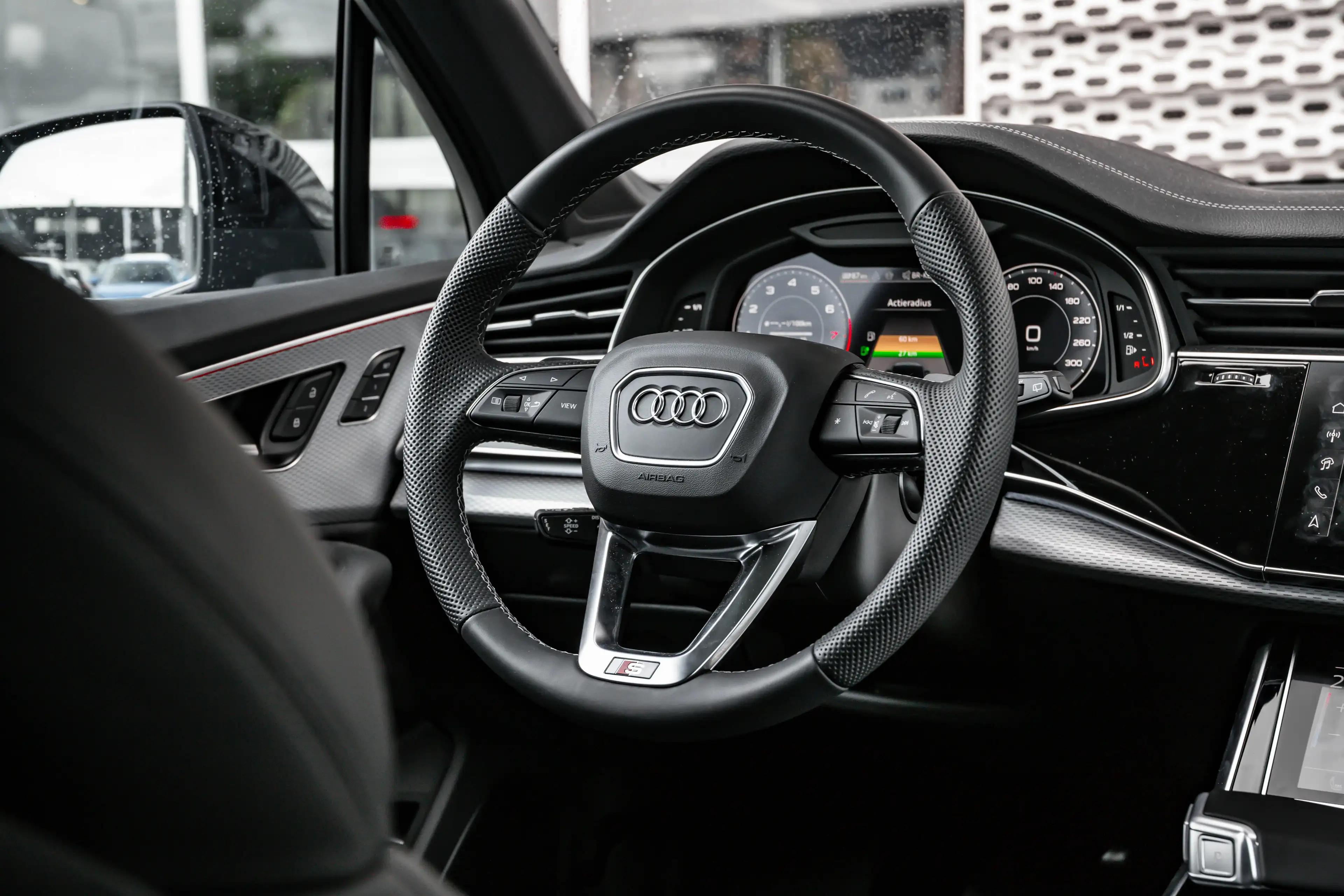 Audi Q7 60 TFSI e quattro Pro Line S Competition | Panoram — photo 10