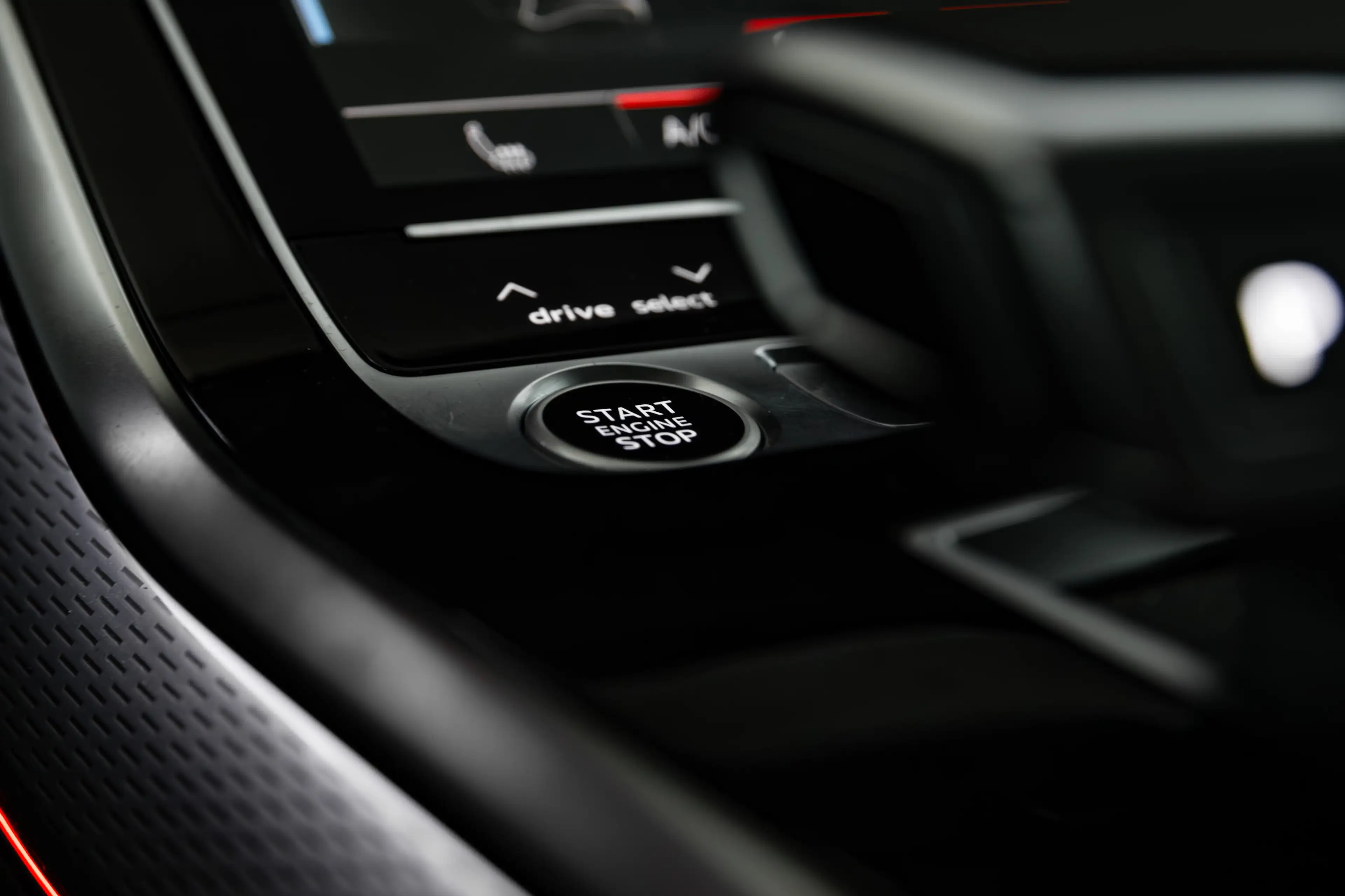 Audi Q7 60 TFSI e quattro Pro Line S Competition | Panoram — photo 36