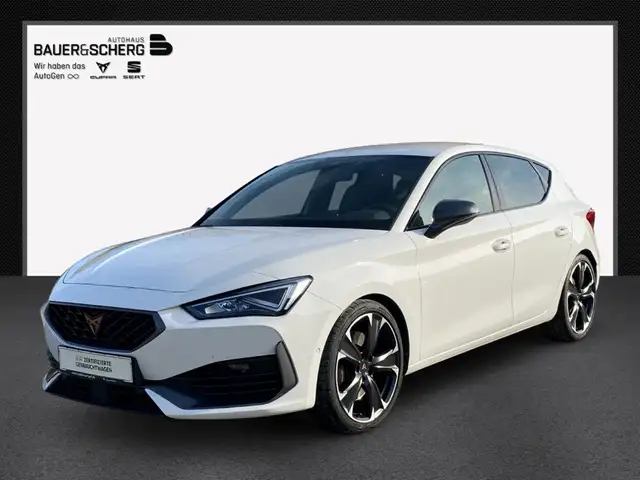 CUPRA Leon 2.0TSI DSG ACC DCC KESSY FULLINK PARKLENK V+H KAME