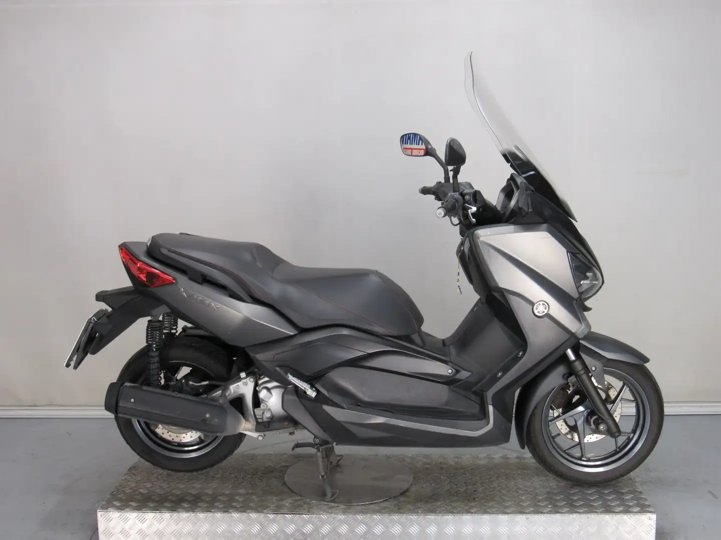 Yamaha X-Max 250 Grigio - 1