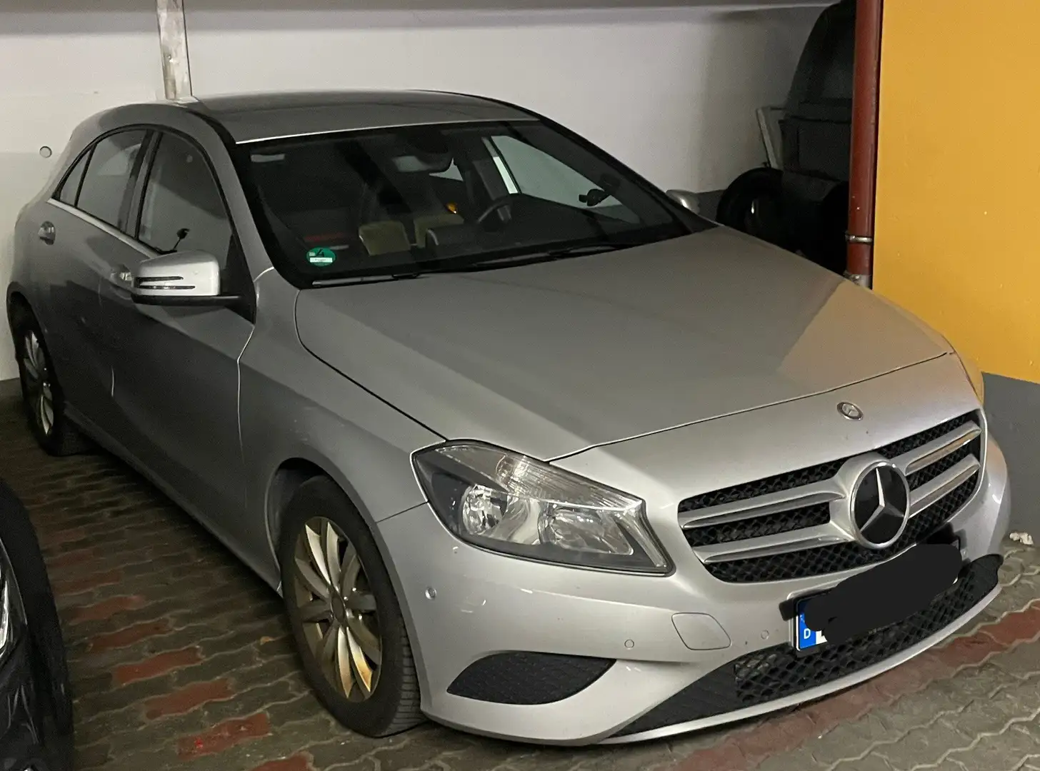 Mercedes-Benz A 180 A 180 Silver - 2