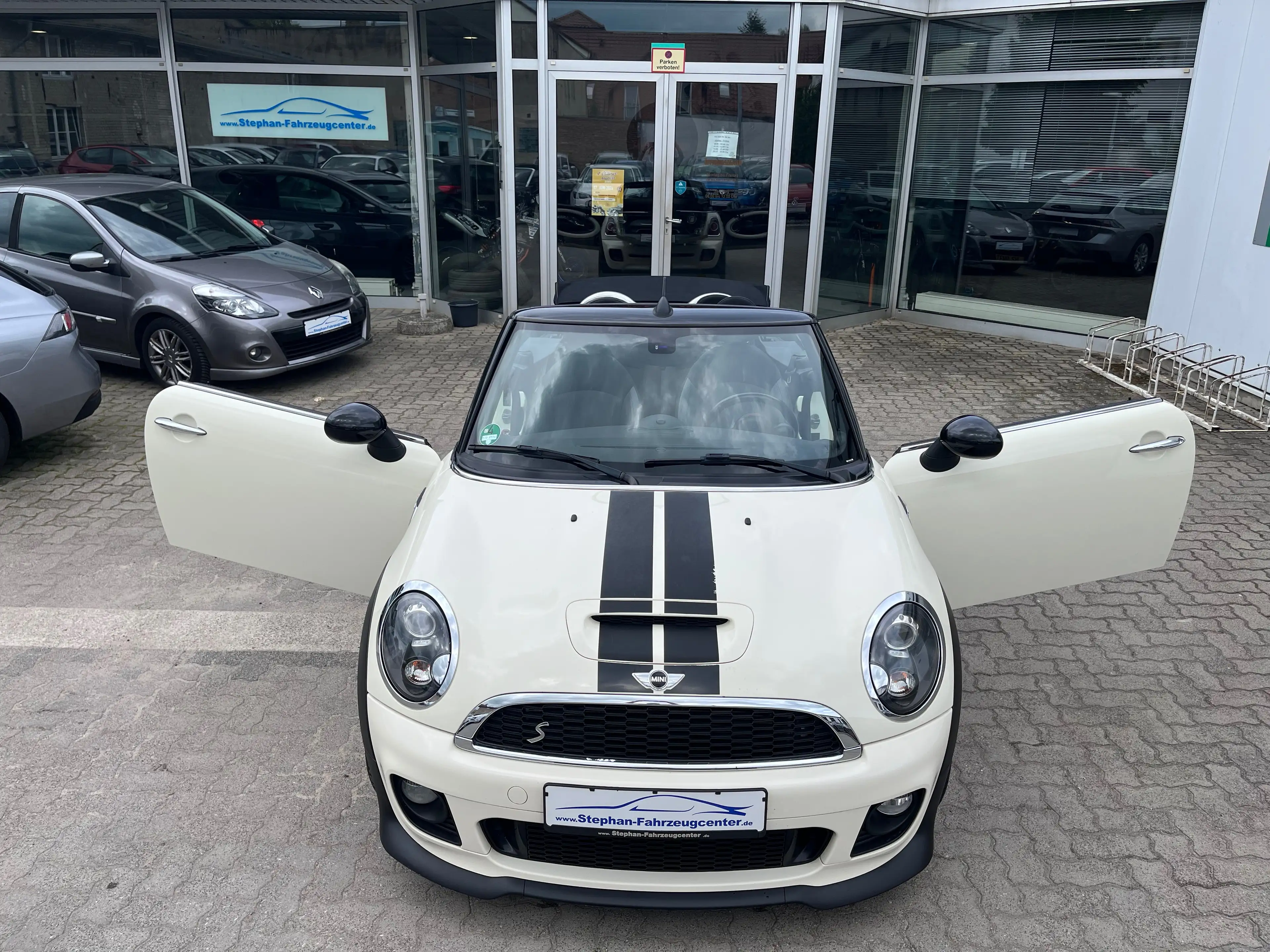 MINI John Cooper Works Cabrio S   mit TÜV/AU-Neu,Scheckheft…. — photo 15
