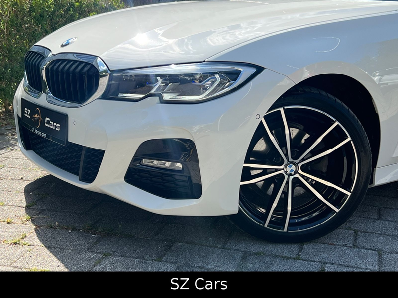 BMW 320 d Touring xDrive M Sport HUD KAM ALCANTARA — photo 2
