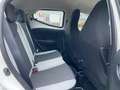 Toyota Aygo 1.0 VVT-i x-play 5-deurs - Airco - Bluetooth/hands Weiß - thumbnail 11
