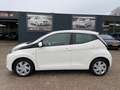 Toyota Aygo 1.0 VVT-i x-play 5-deurs - Airco - Bluetooth/hands Weiß - thumbnail 1