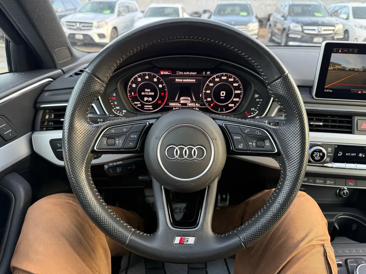 Audi A4 снимка Audi A4