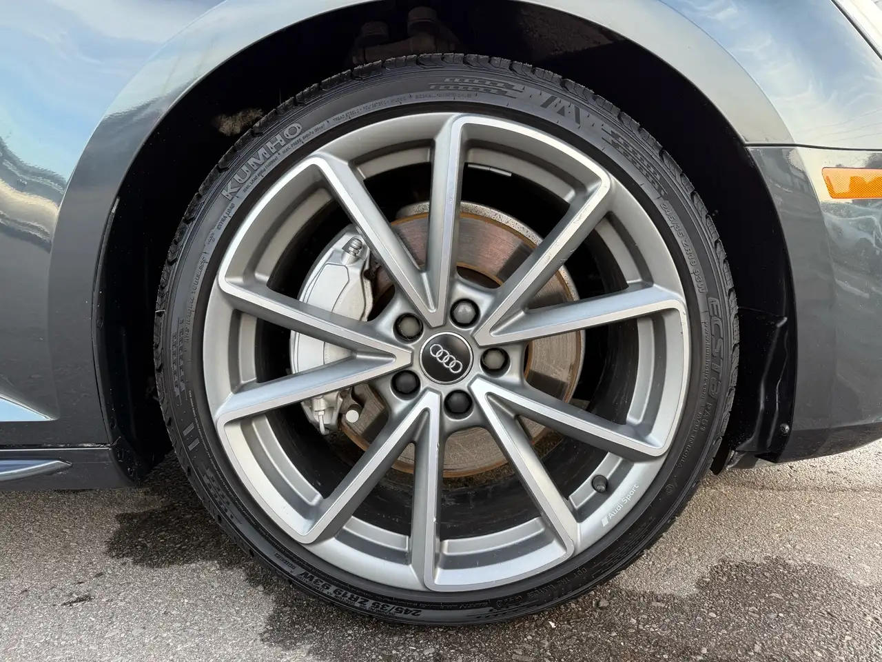 Audi A4 снимка Audi A4