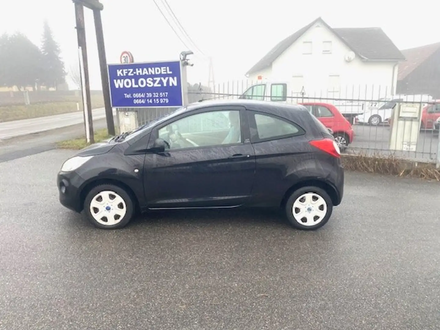 Ford Ka/Ka+ Ka 1,3 Komfort !1BESITZ NEUES PICKERL 11-2026 Schwarz - 2