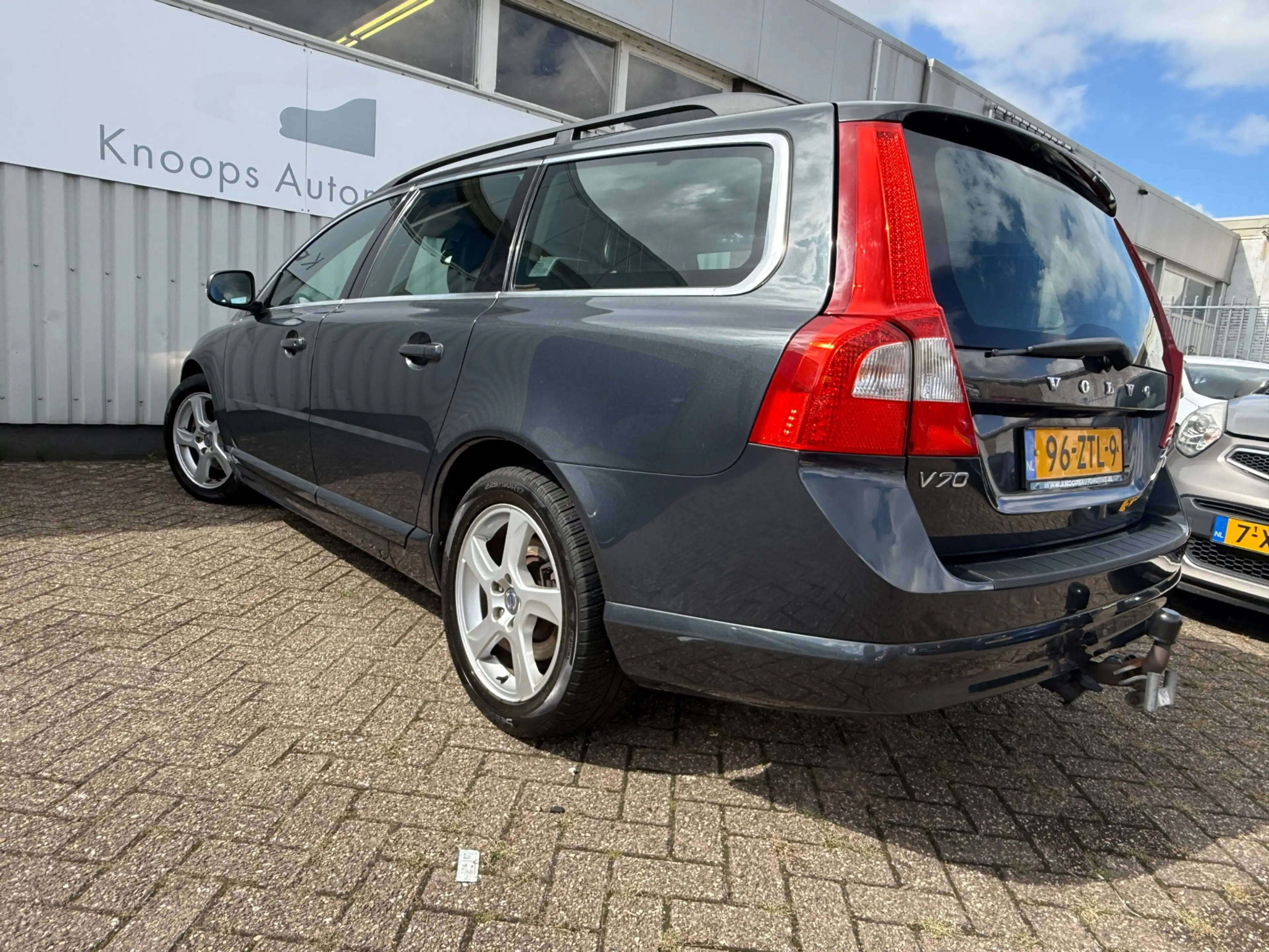 Volvo V70 1.6 T4 Nordic Automaat, Leer — photo 6
