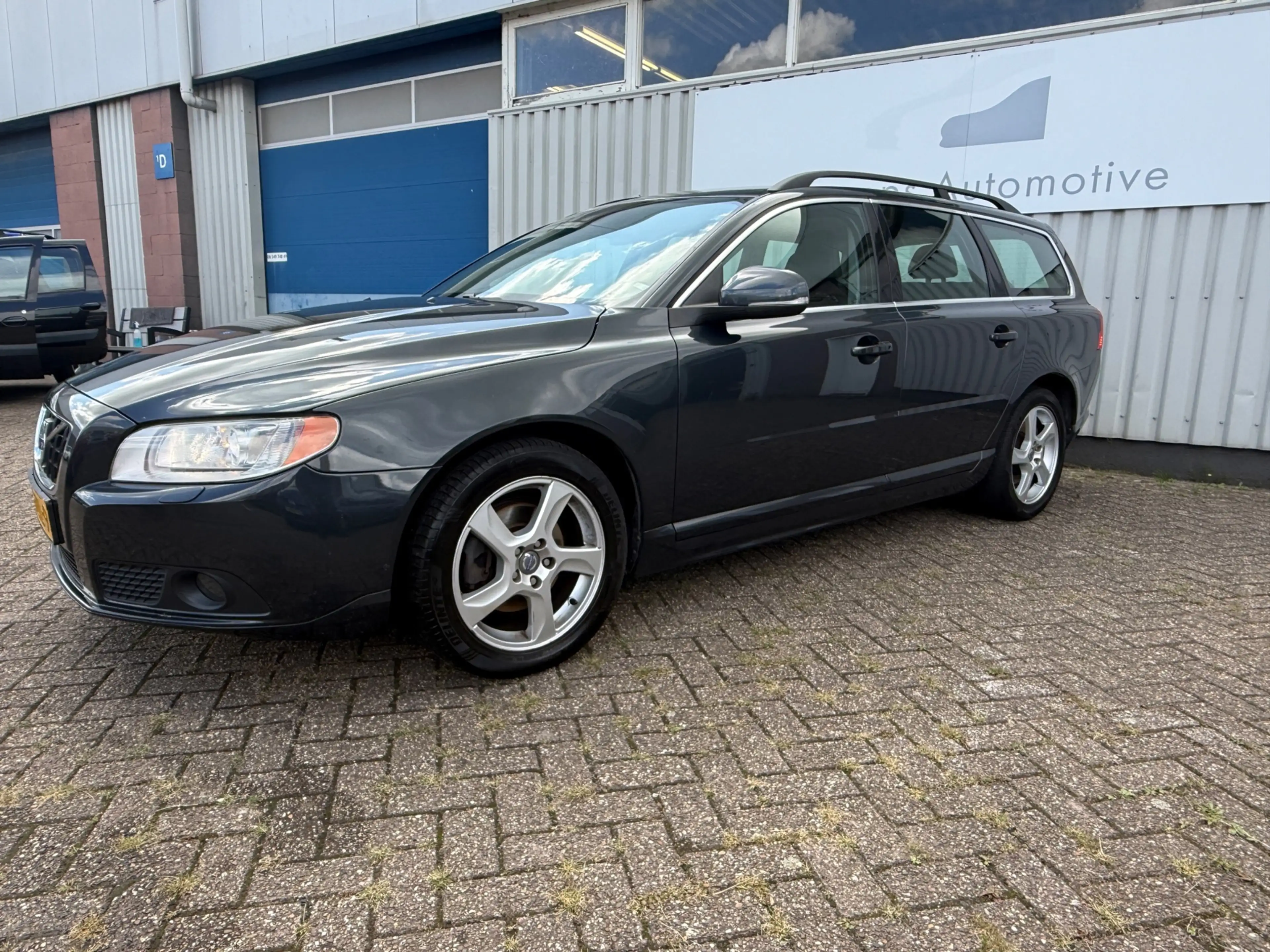 Volvo V70 1.6 T4 Nordic Automaat, Leer — photo 2