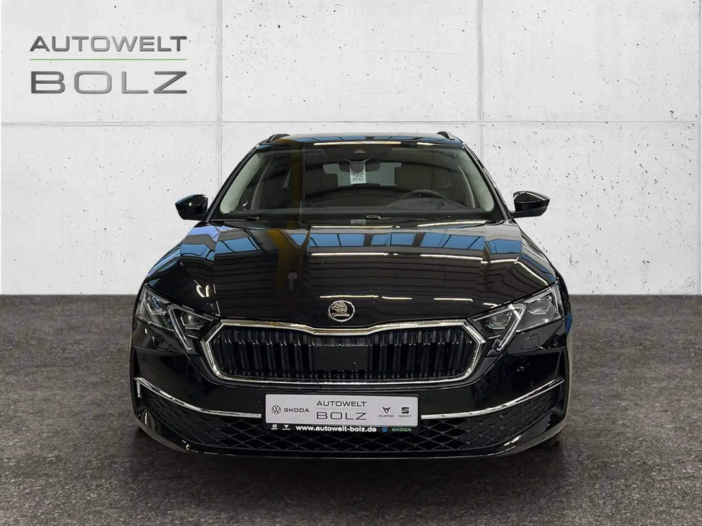 Skoda Octavia 2.0 TDI Selection AHK HUD LED 360° Schwarz - 2