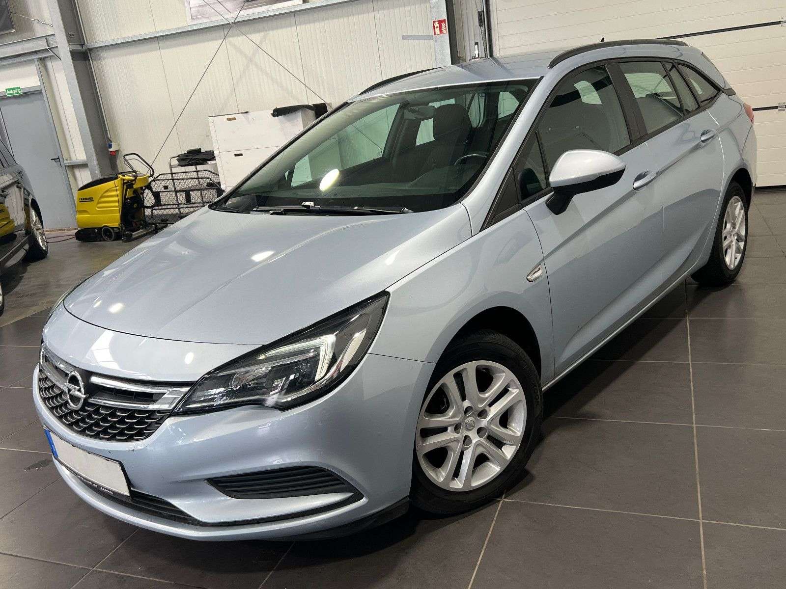 Second hand Opel Astra 1.6