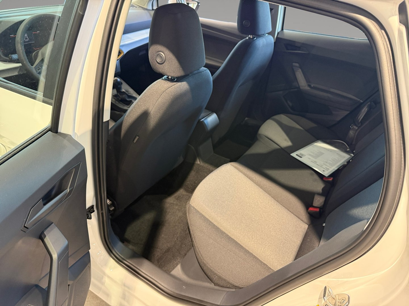 SEAT Ibiza Reference Edition 1.0 80PS — photo 13