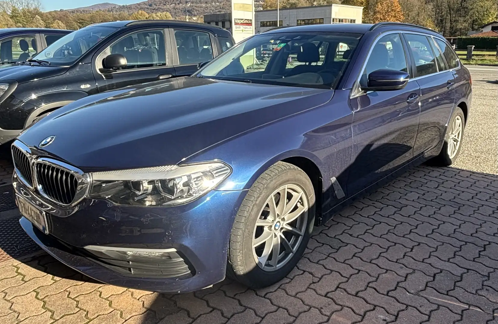 BMW 520 520d Touring xdrive Business auto - 1