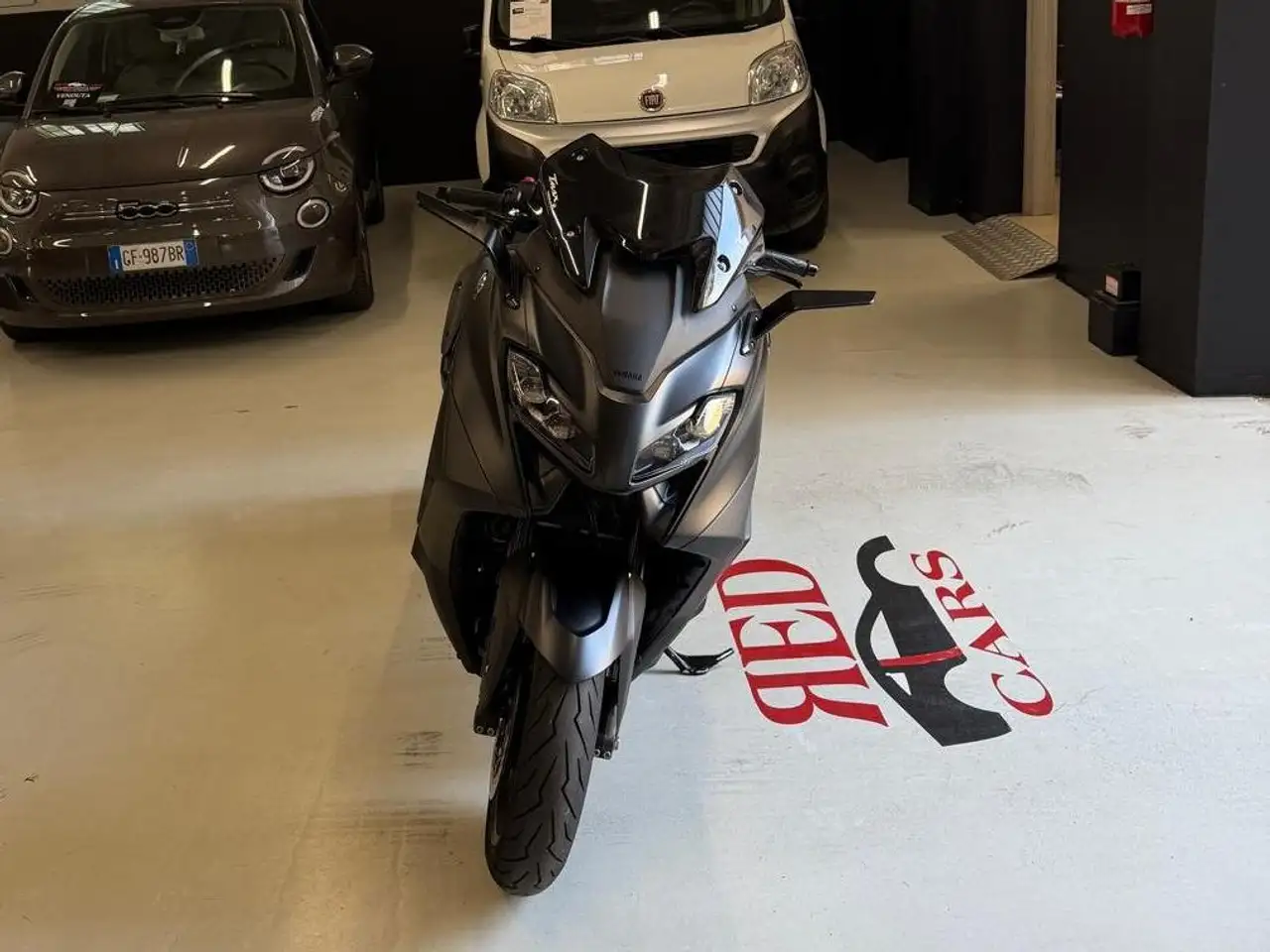 Yamaha Tmax 560