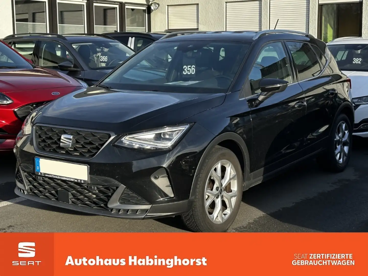 SEAT Arona 1.0 TSI FR Pro LED Navi Shz FullLink Alu GJR Schwarz - 1