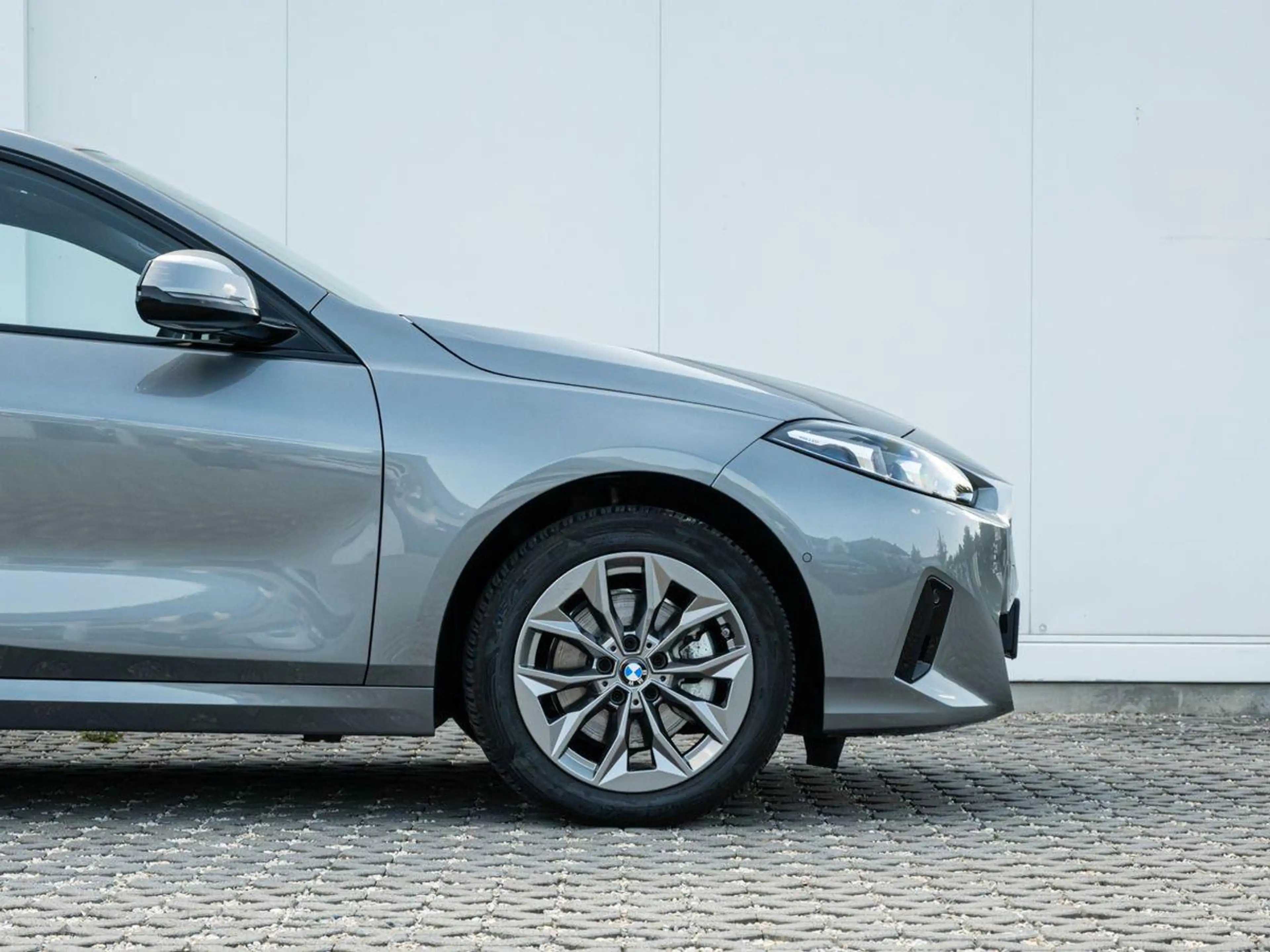 BMW 120 AdLED KoZg SpSitze SpieglP ParkA S-Glas 17" — photo 5
