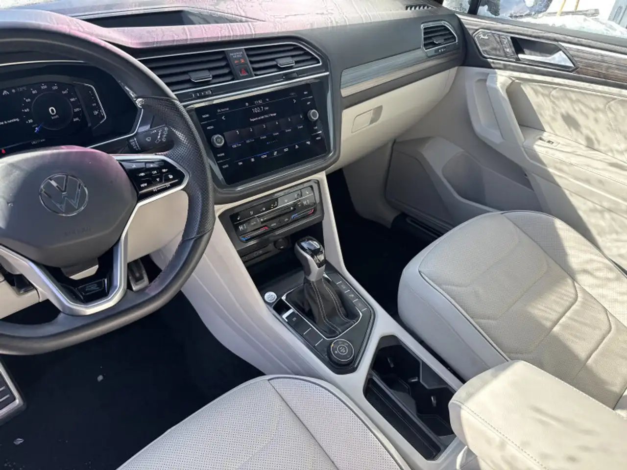 Volkswagen Tiguan снимка Volkswagen Tiguan