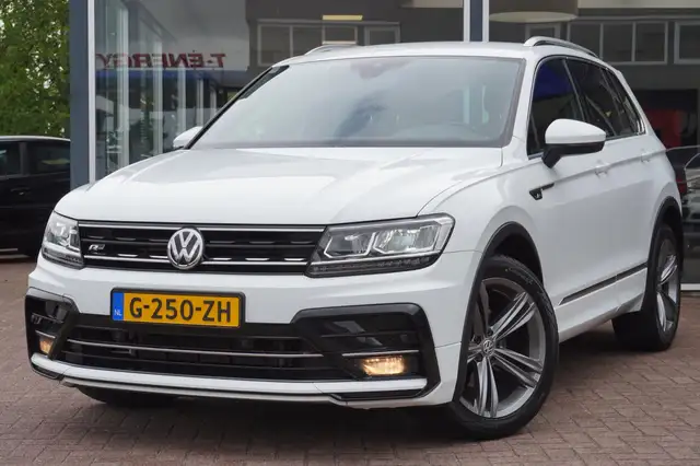 Volkswagen Tiguan 1.5 TSI ACT Highline Business Rline | Automaat | V