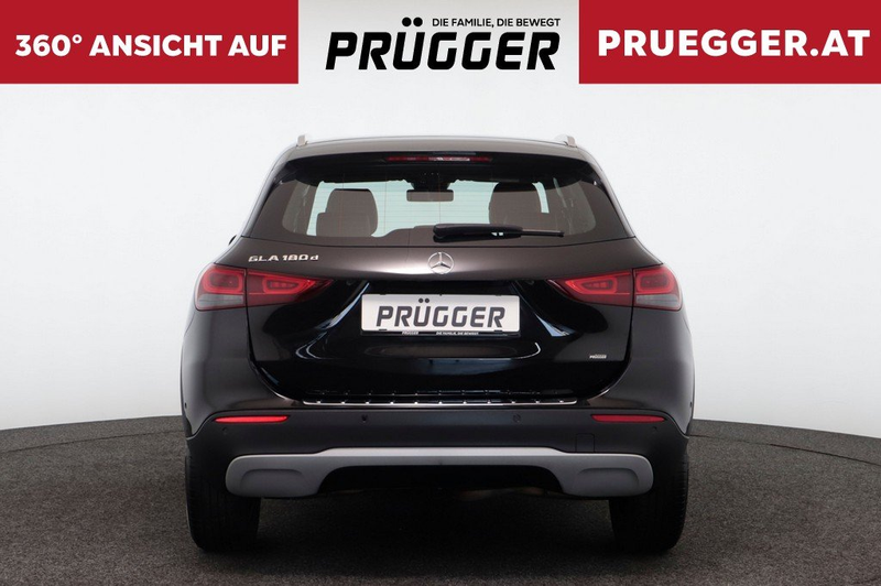 Mercedes-Benz GLA 180 d Autom NAVILED KAMERA SPORTSITZE 17ZOLL — photo 6