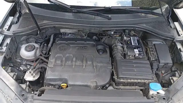 Volkswagen Tiguan Allspace view 15