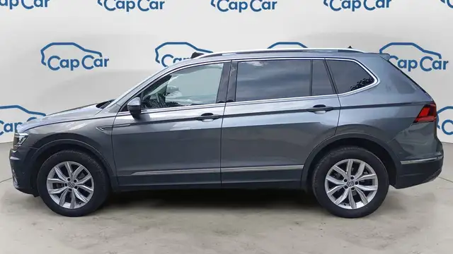 Volkswagen Tiguan Allspace view 2