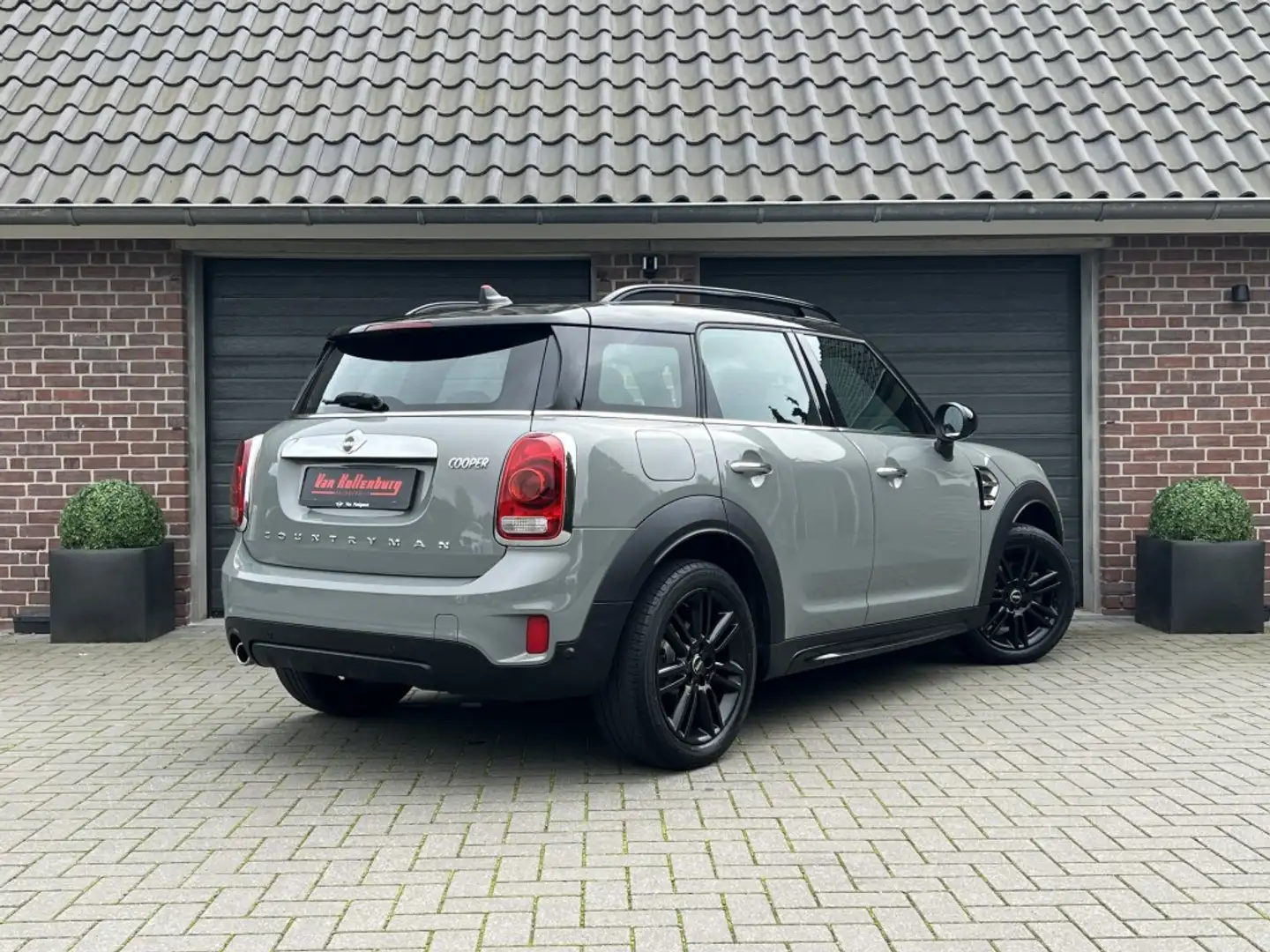 MINI Cooper Countryman 1.5 Chili Leder Navi Led Moonwalk grey Gris - 2