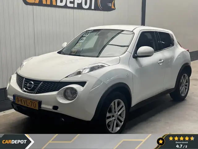 2011 Nissan Juke in White for sale