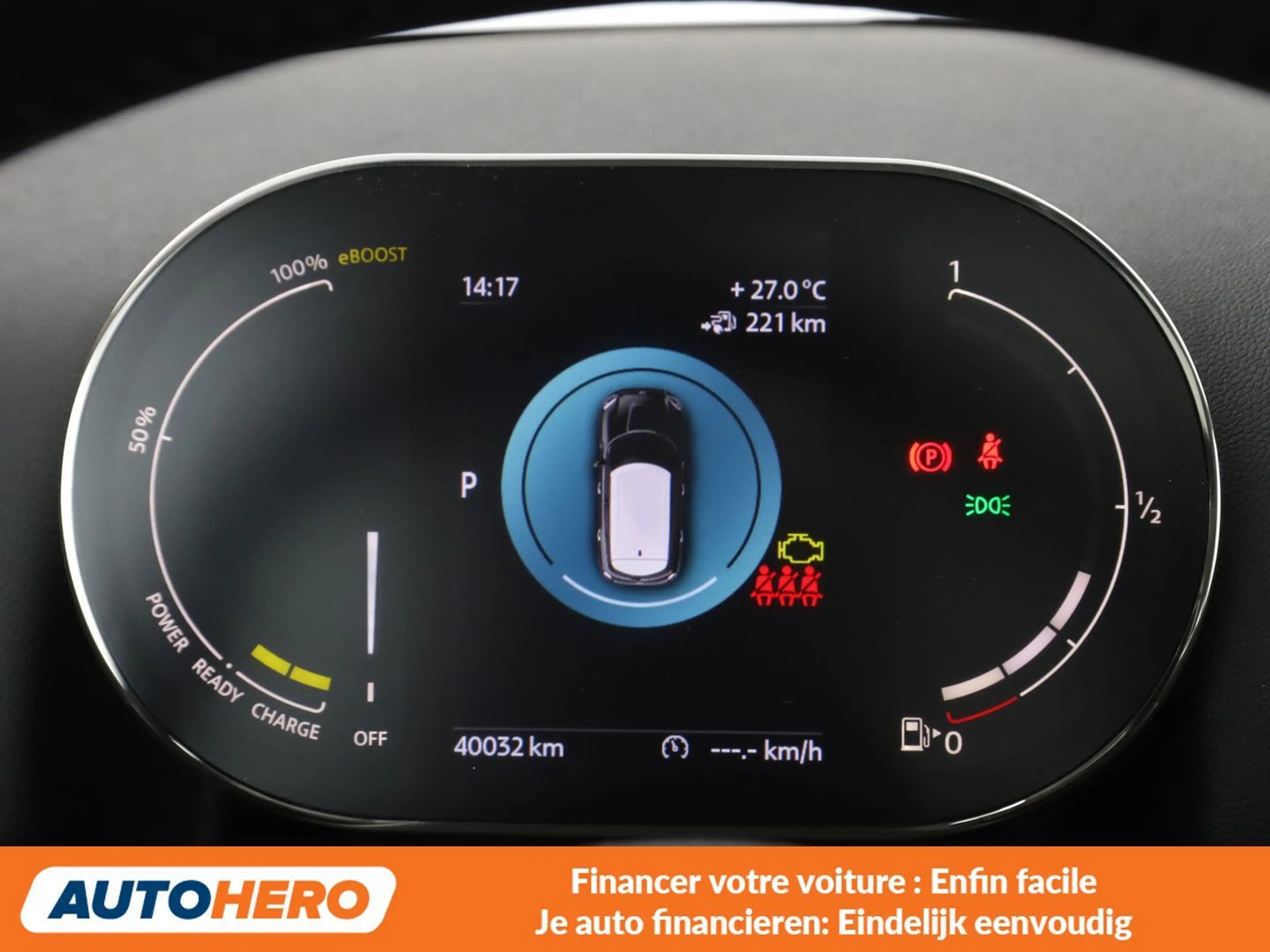 MINI Cooper SE Countryman Cooper SE ALL4 Essential Trim — photo 6