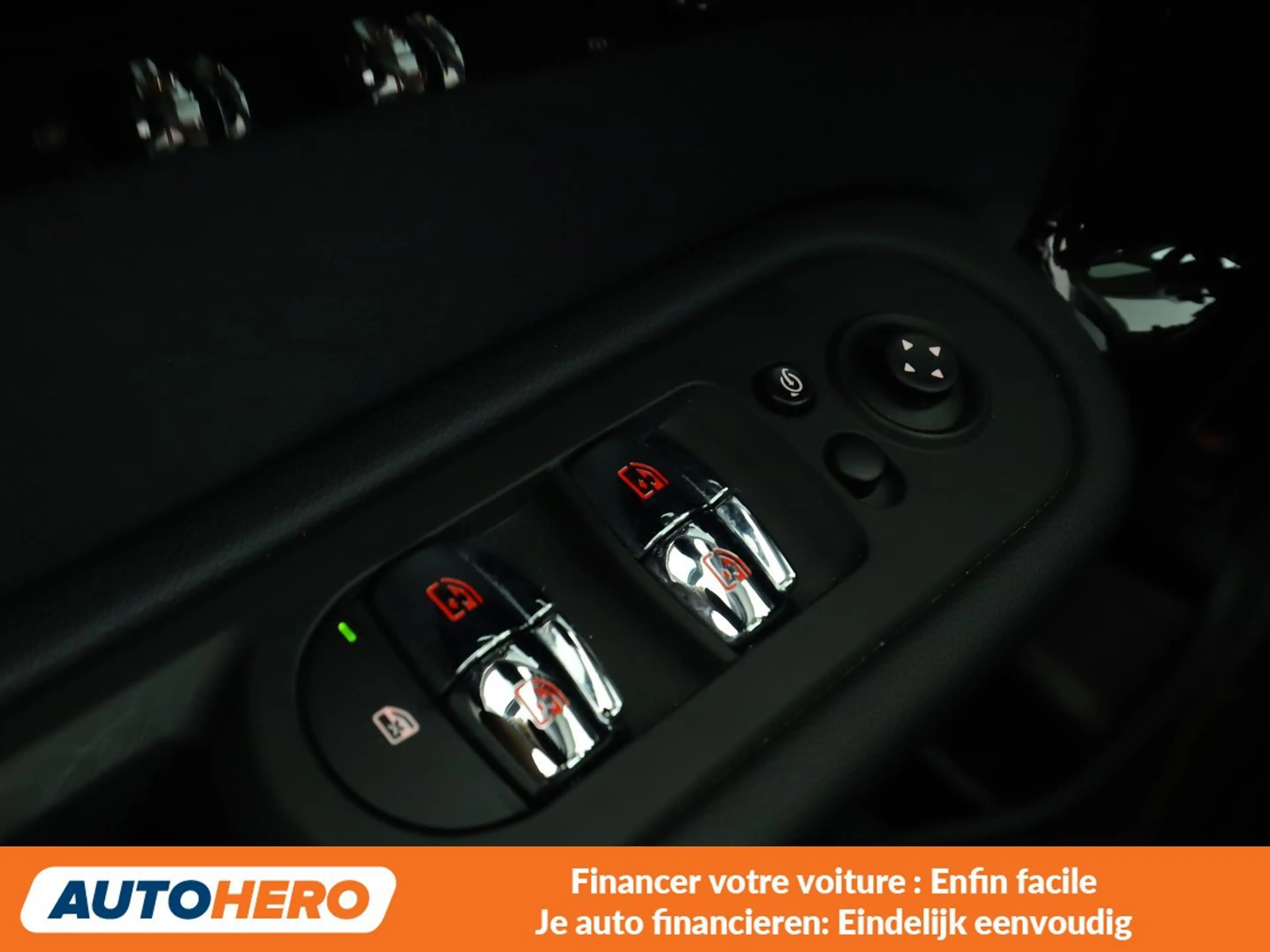 MINI Cooper SE Countryman Cooper SE ALL4 Essential Trim — photo 14