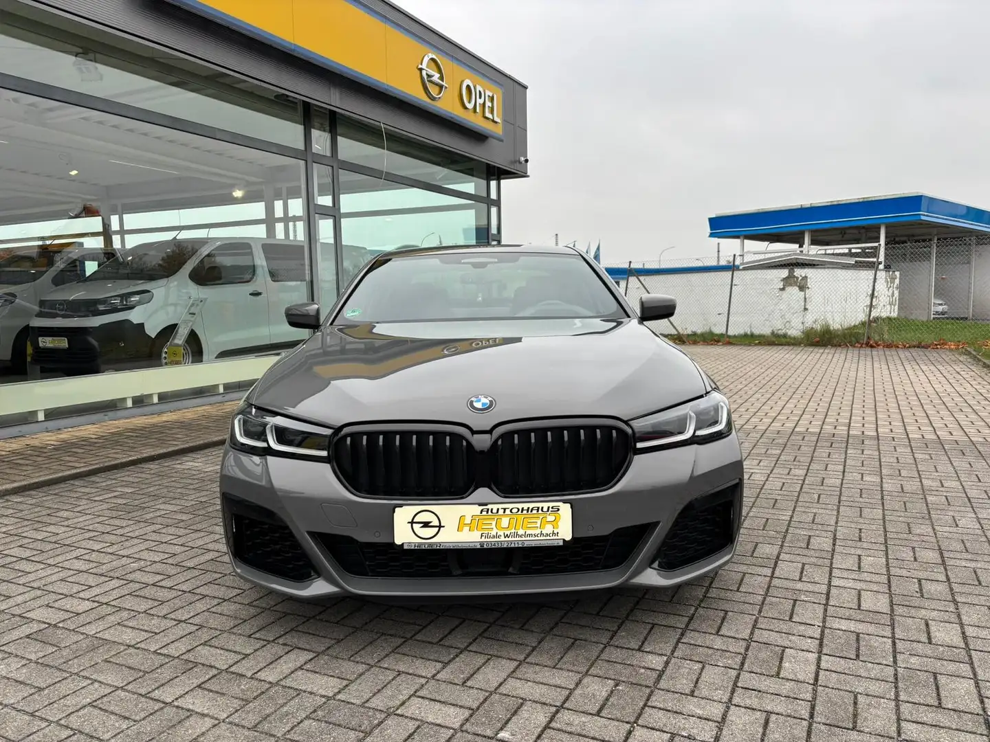 BMW 540 i xDrive M Sport I HUD I ALCANTARA I RFK Gris - 2