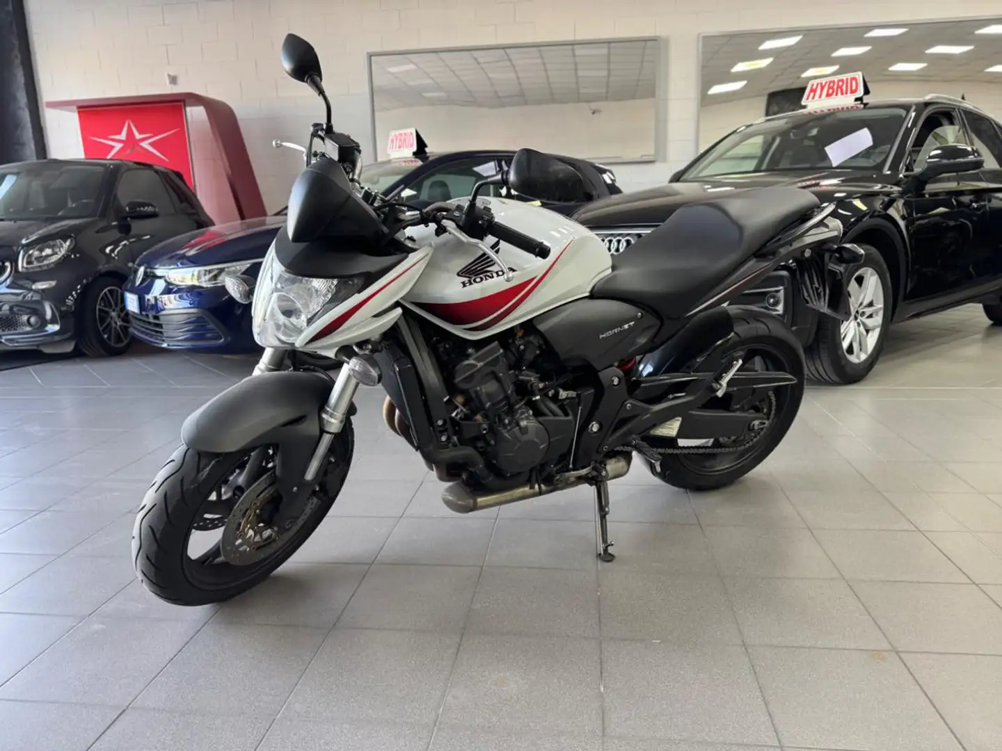 Honda Hornet 600 Eccellenti Condizioni Bianco - 1