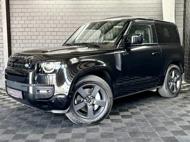 Land Rover Defender 90 D300 X-Dynamic HSE
