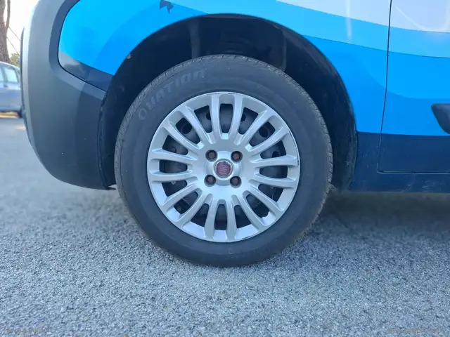 Fiat Fiorino view 5