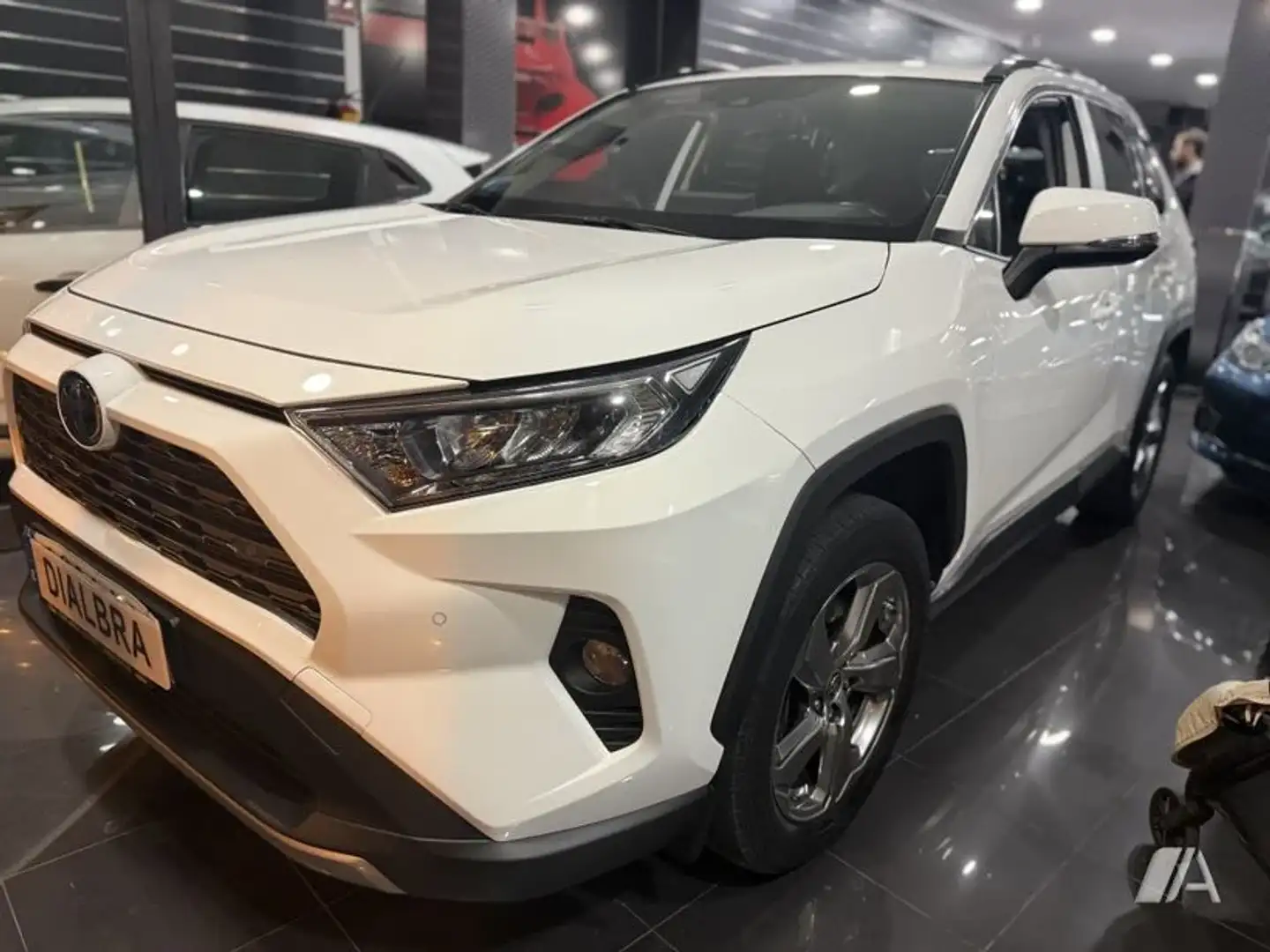 Toyota RAV 4 2.5 hybrid 2WD Advance Blanco - 2