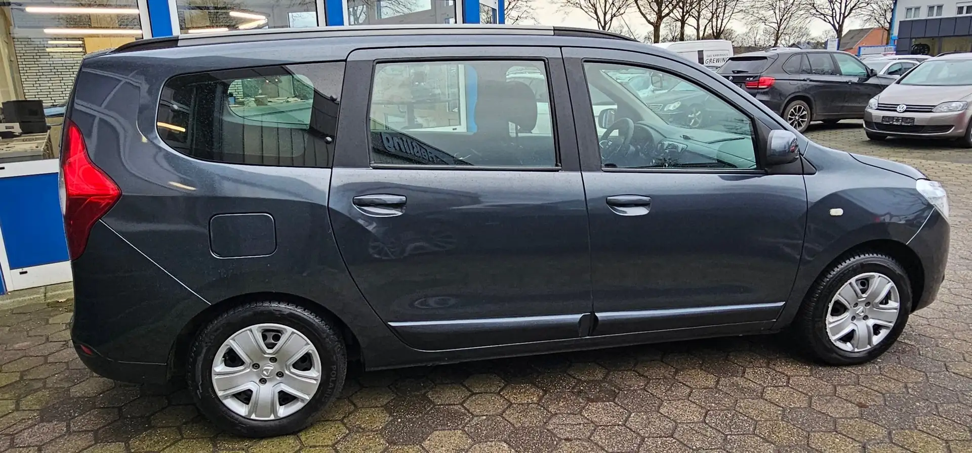Dacia Lodgy Comfort 7 Sitze - 2
