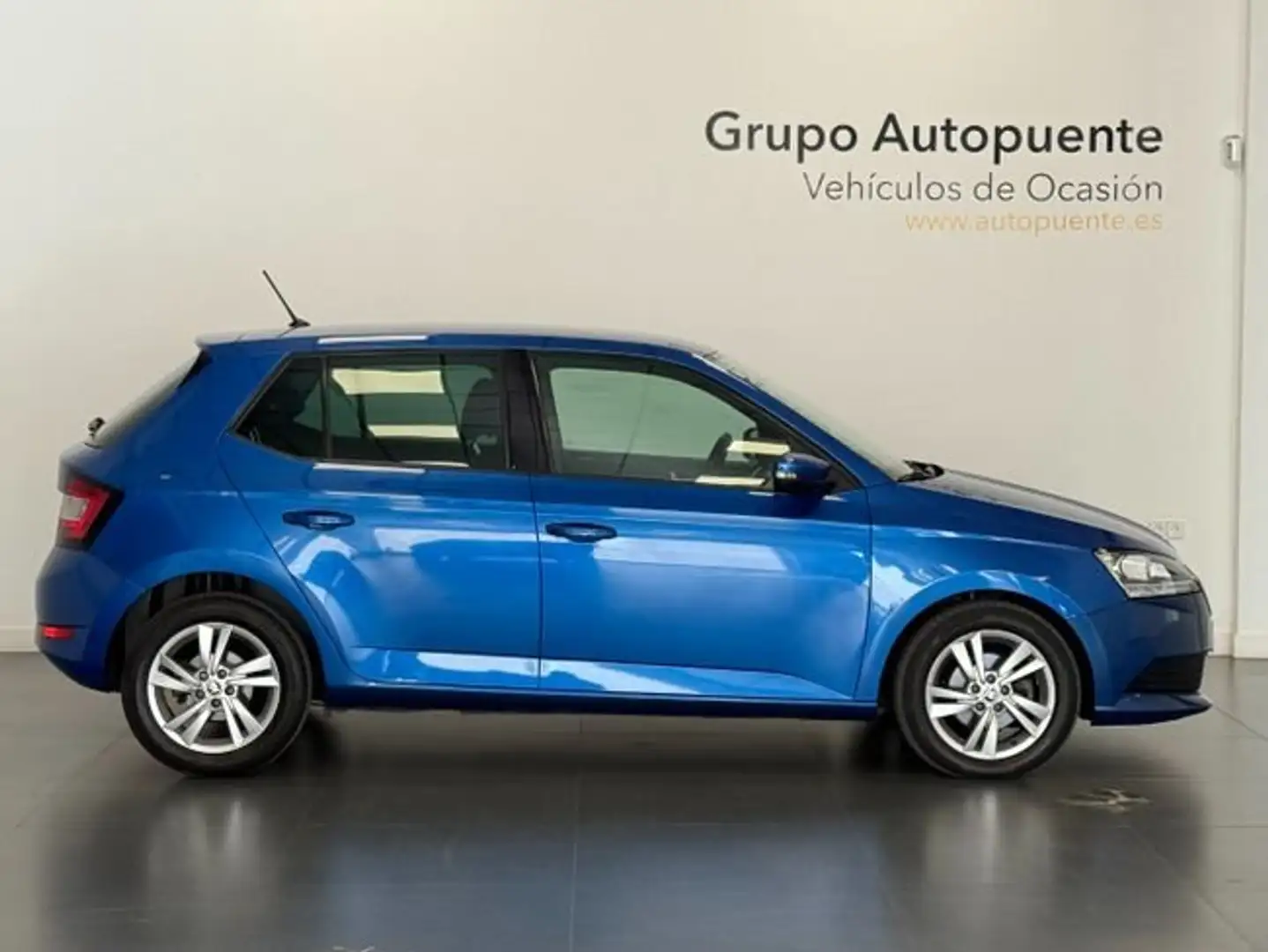 Skoda Fabia AMBITION Azul - 2
