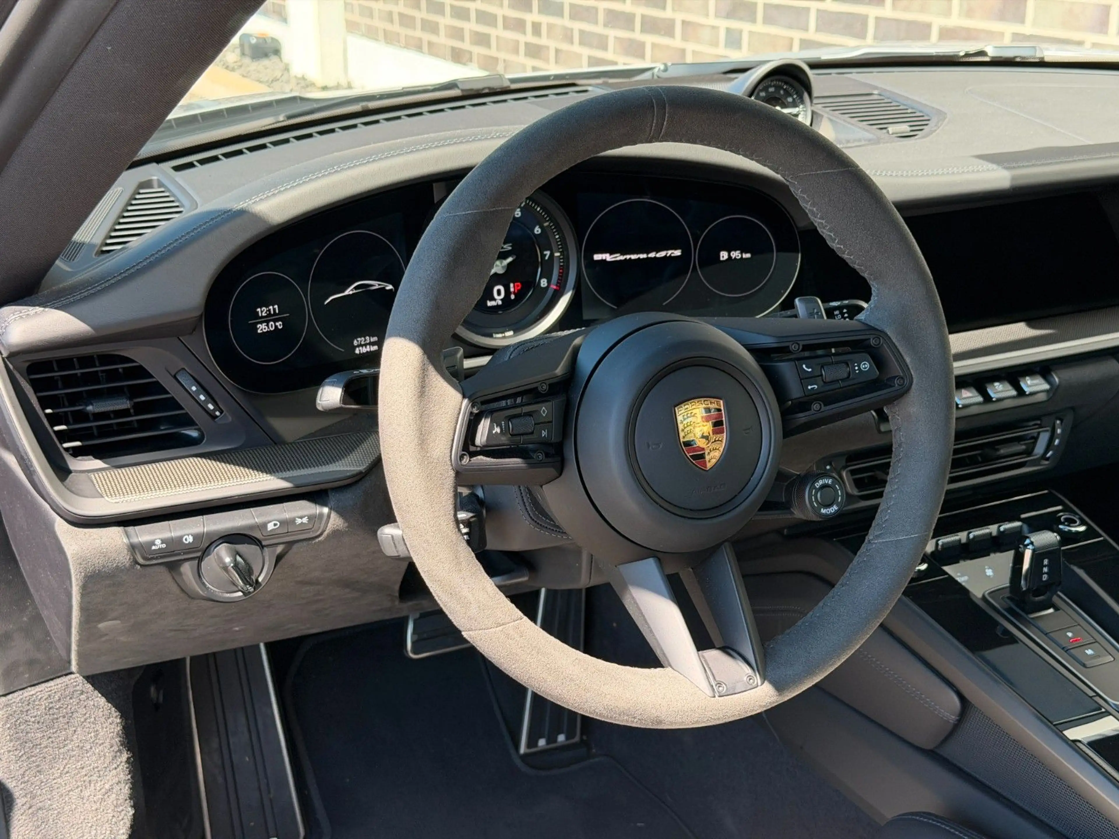 Porsche 992 Carrera 4 GTS Schale - Pepita - Service NEU — photo 14