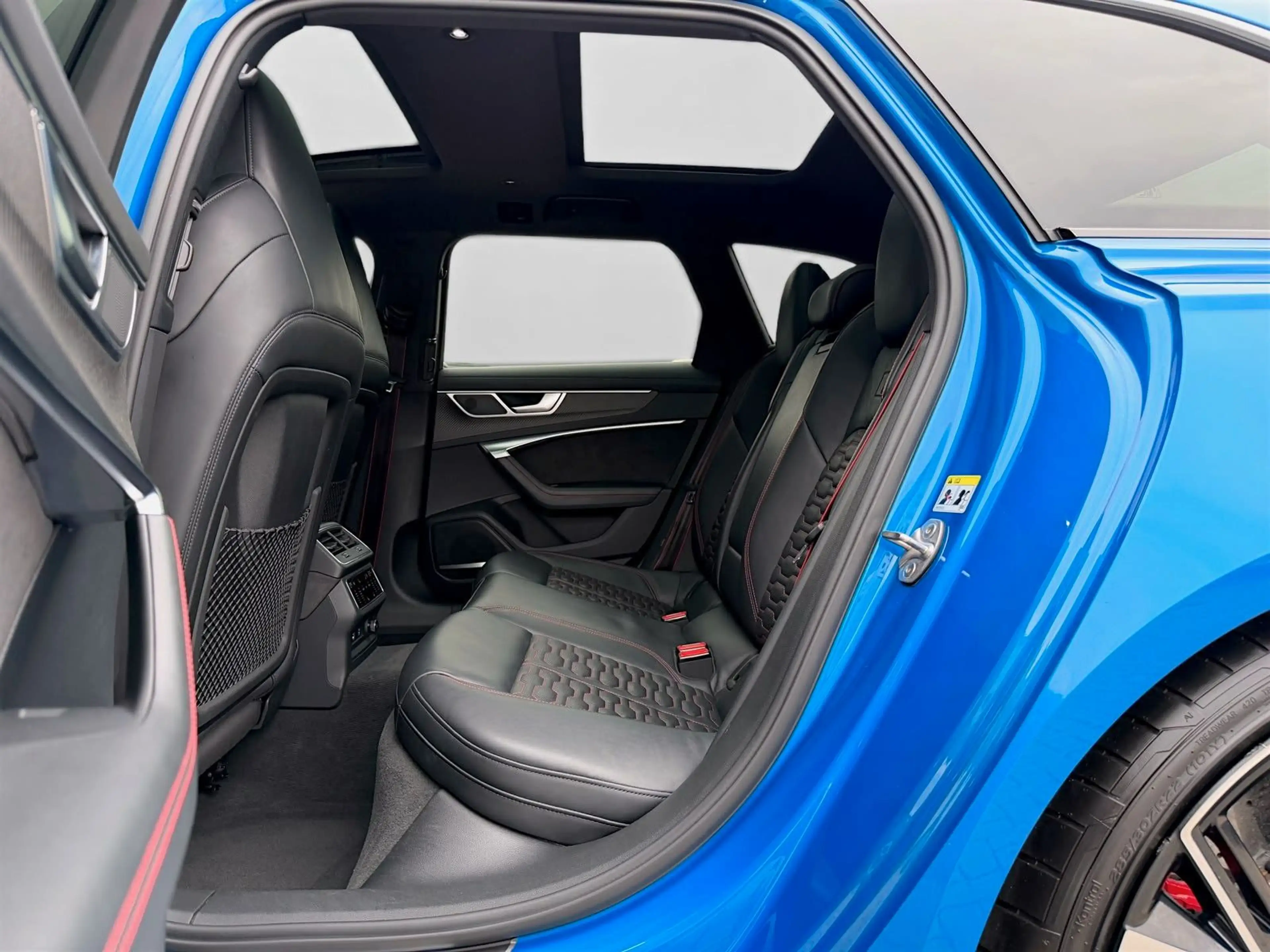 Audi RS6 LASER/KERAMIK/CARBON/DYNAMIKPLUS/B&O/NACHTSI — photo 14